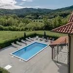 Sofia With Private Pool Villa Pazin