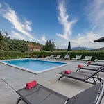 Villa Sofia With Private Pool Pazin