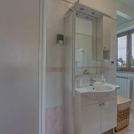 Sofia With Private Pool Vila